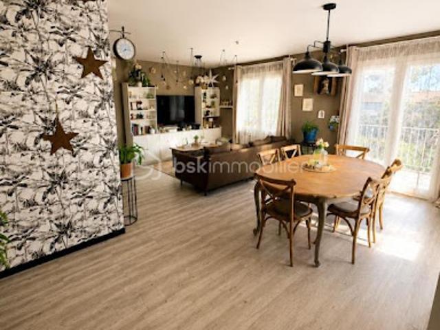 Vente Maison 7 pièces 151 m2 Bollene