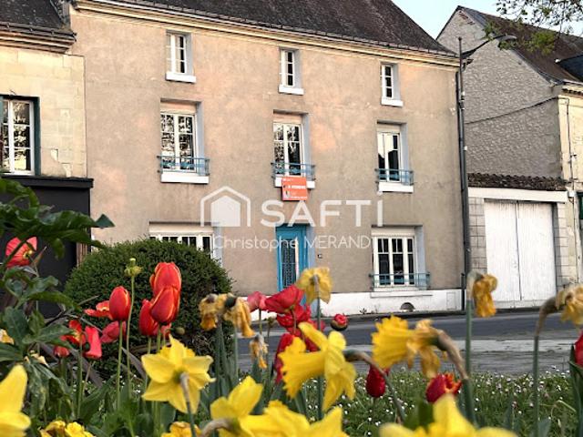 Vente Maison 7 pièces 151 m2 Dangé Saint Romain