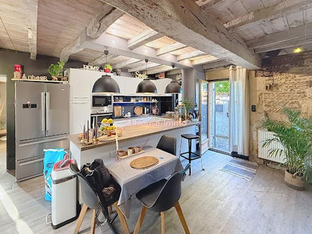Vente Maison 7 pièces 151 m2 Lamonzie Saint Martin