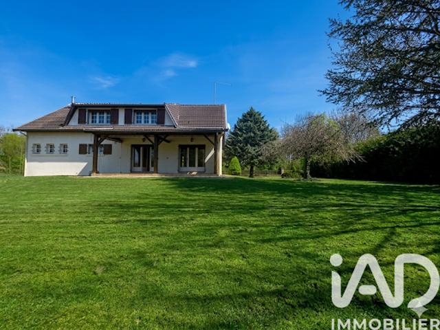 Vente Maison 7 pièces 151 m2 Saint Amand sur Fion
