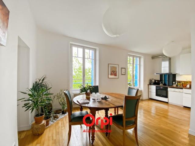 Vente Maison 7 pièces 152 m2 Montluçon