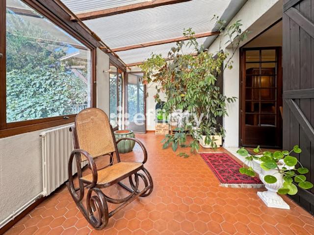 Vente Maison 7 pièces 152.92 m2 Saint Denis