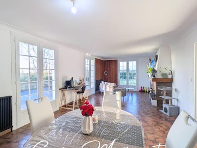Vente Maison 7 pièces 153 m2 Nanteuil