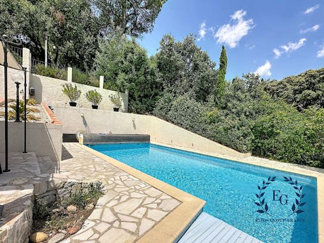 Vente Maison 7 pièces 153 m2 Garéoult