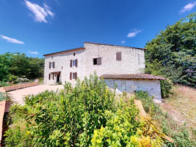 Vente Maison 7 pièces 153 m2 Lusignan Petit