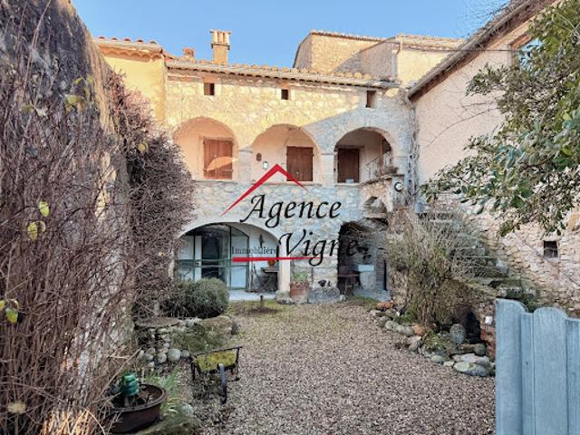 Vente Maison 7 pièces 153 m2 Saint Victor de Malcap