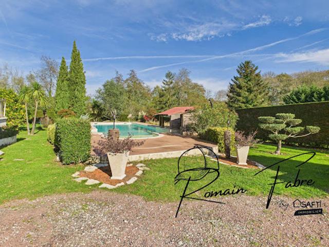 Vente Maison 7 pièces 153 m2 Tauriac