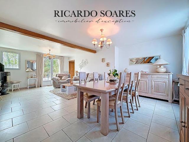 Vente Maison 7 pièces 164 m2 Monchy Saint Eloi