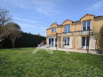 Vente Maison 7 pièces 164 m2 Chatou