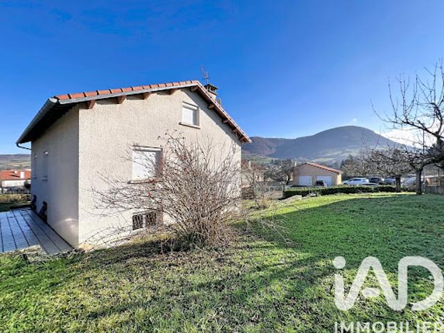 Vente Maison 7 pièces 164 m2 Saint Georges de Luzençon