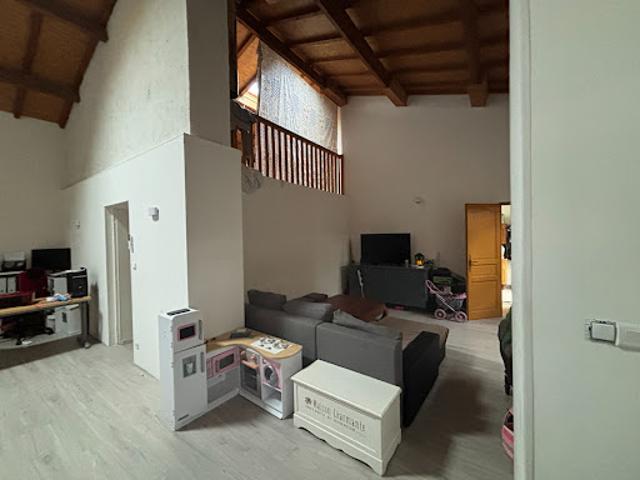 Vente Maison 7 pièces 164 m2 Villefranche de Lonchat