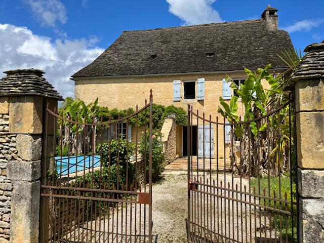 Vente Maison 7 pièces 165 m2 Montignac