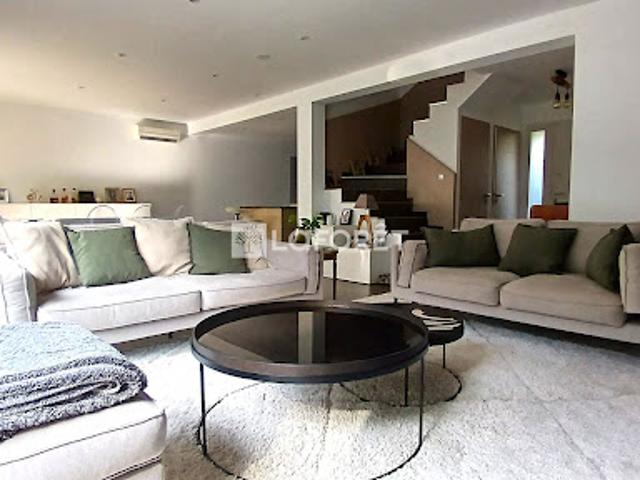 Vente Maison 7 pièces 165 m2 Alleins