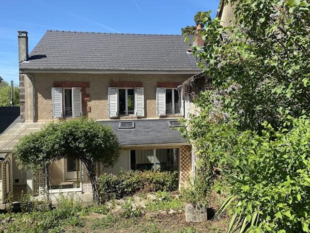 Vente Maison 7 pièces 165 m2 Châteauneuf la Forêt