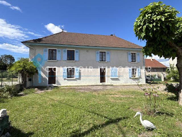 Vente Maison 7 pièces 165 m2 Les Abrets