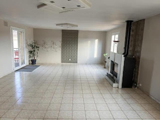 Vente Maison 7 pièces 165 m2 Romillé