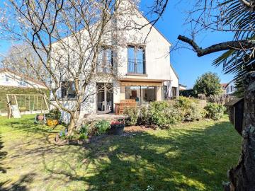 Vente Maison 7 pièces 165 m2 Saint Gratien