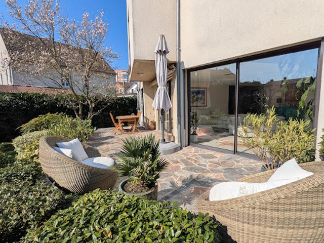 Vente Maison 7 pièces 165 m2 Saint Gratien
