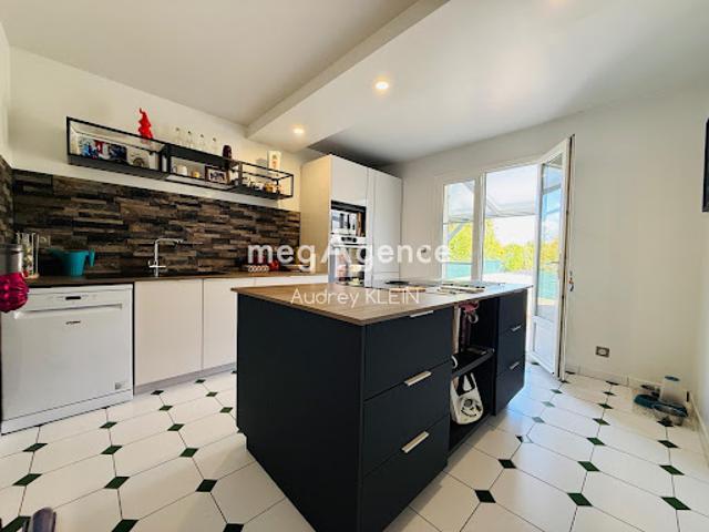 Vente Maison 7 pièces 166 m2 Plessis Saint Jean