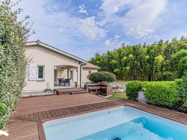 Vente Maison 7 pièces 166 m2 Targon
