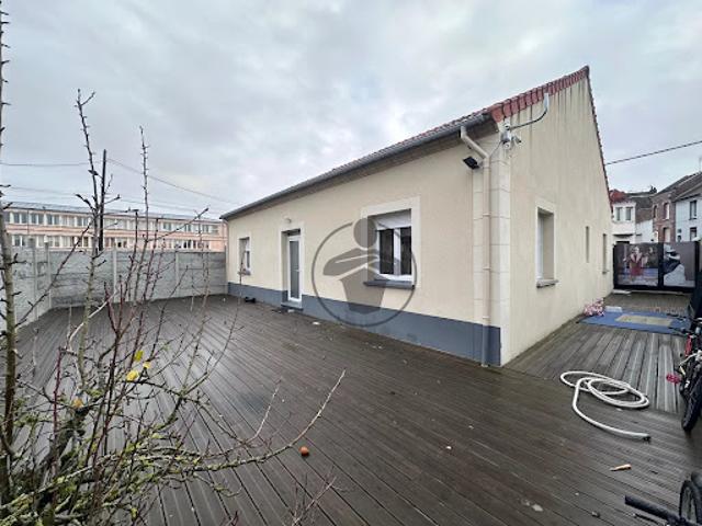 Vente Maison 7 pièces 166.8 m2 Saint Quentin