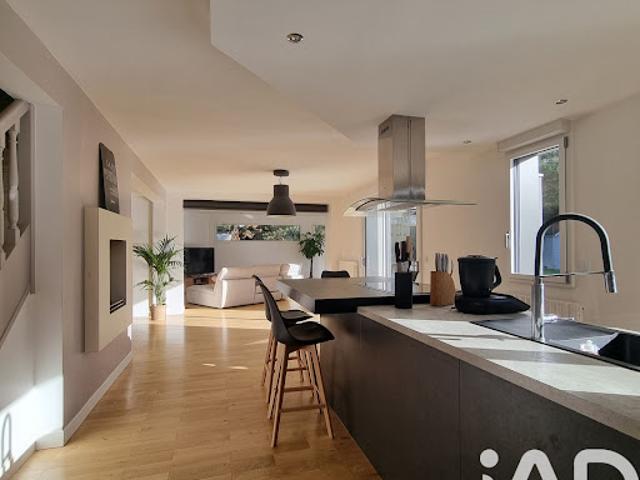 Vente Maison 7 pièces 167 m2 Chambray les tours