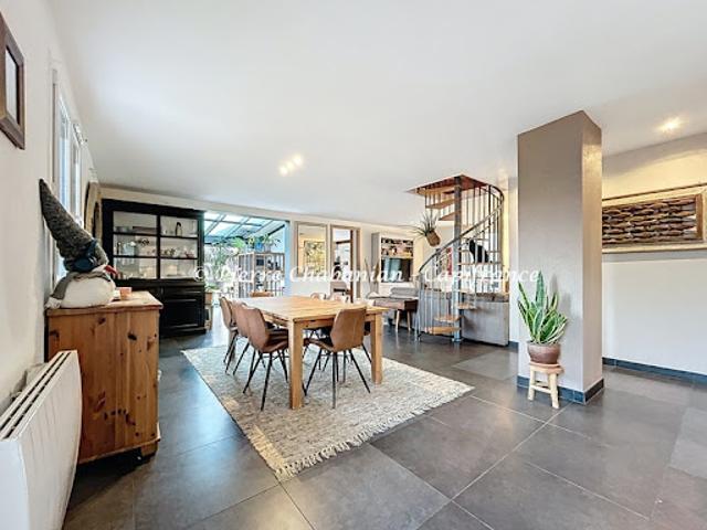 Vente Maison 7 pièces 167 m2 Viry