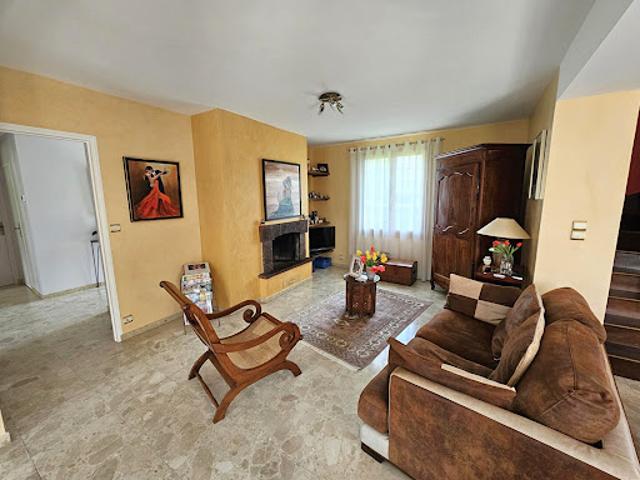 Vente Maison 7 pièces 168 m2 Cambes en Plaine