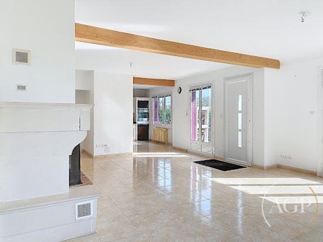 Vente Maison 7 pièces 168 m2 Saint denis de l'hotel