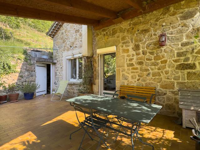 Vente Maison 7 pièces 168 m2 Saint Sauveur de Montagut