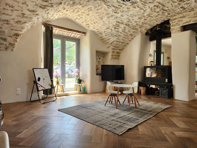 Vente Maison 7 pièces 168 m2 Sérignan du Comtat