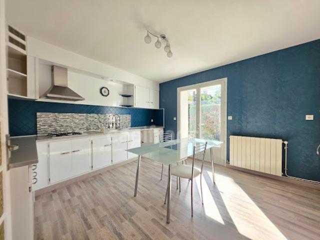 Vente Maison 7 pièces 187 m2 Villegouge