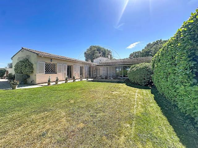 Vente Maison 7 pièces 169 m2 Garons