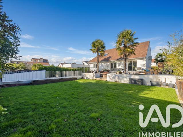 Vente Maison 7 pièces 160 m2 Montfermeil