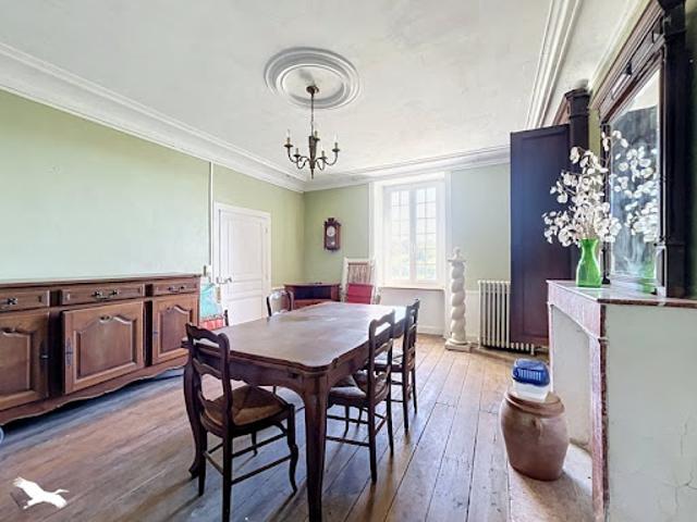 Vente Maison 7 pièces 160 m2 Neuvic Entier