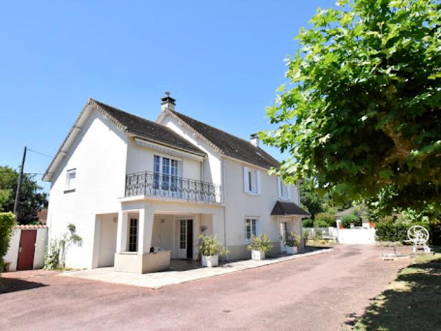 Vente Maison 7 pièces 160 m2 Buxy