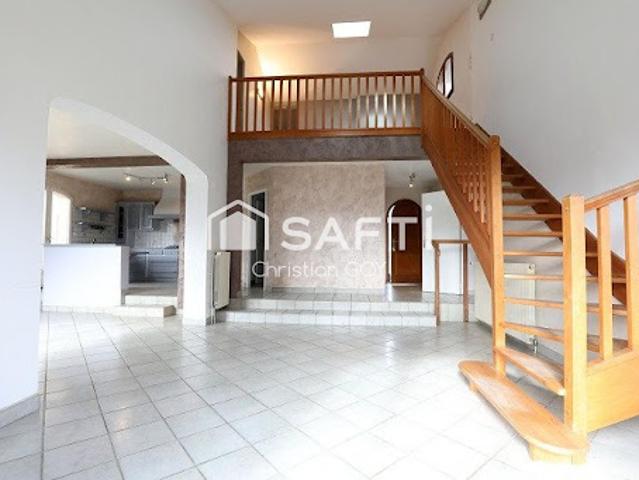 Vente Maison 7 pièces 160 m2 Bourgoin Jallieu