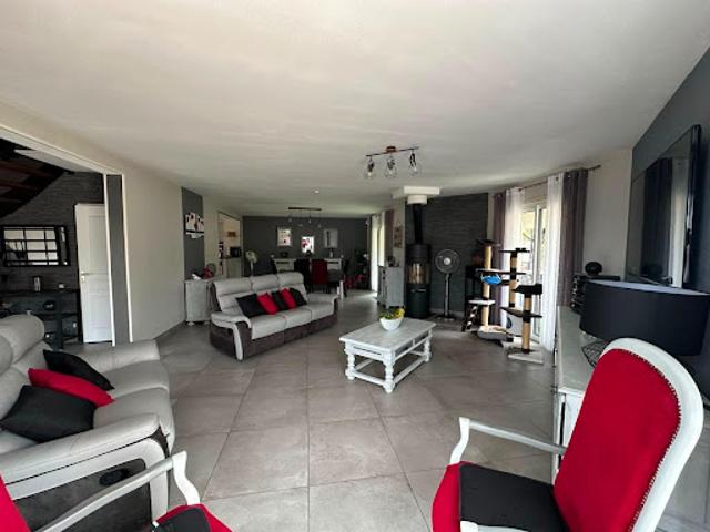 Vente Maison 7 pièces 160 m2 Derval