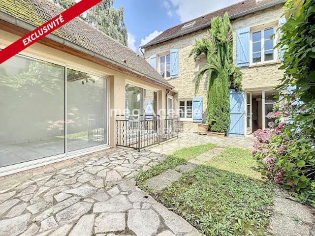 Vente Maison 7 pièces 160 m2 Jambville