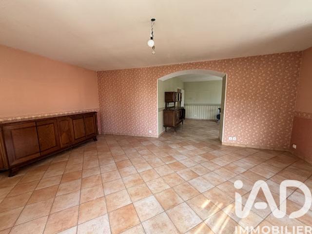 Vente Maison 7 pièces 160 m2 Joyeuse