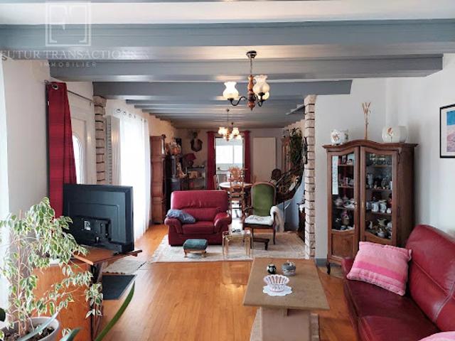 Vente Maison 7 pièces 160 m2 Saint Pardoux la Rivière