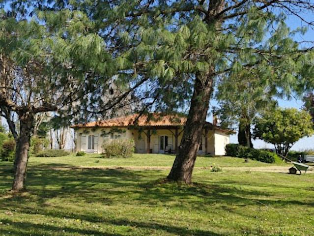 Vente Maison 7 pièces 160 m2 Saint Pey de Castets