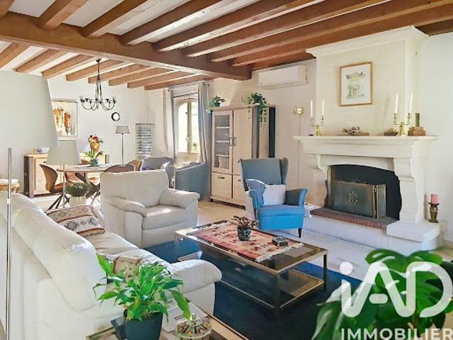 Vente Maison 7 pièces 160 m2 Saint Pey de Castets