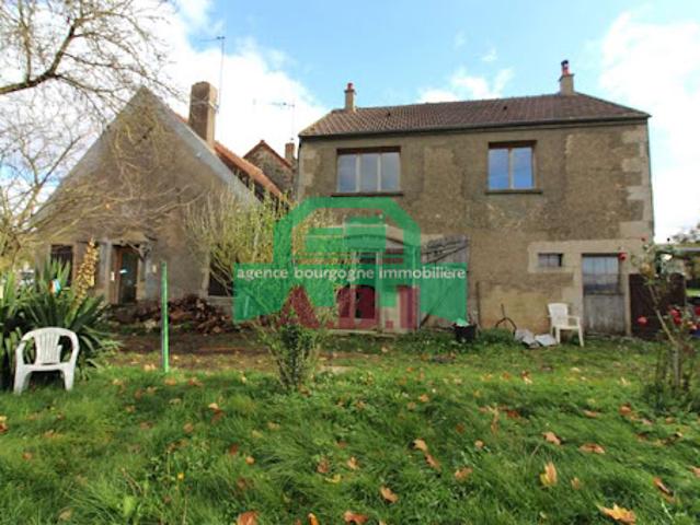 Vente Maison 7 pièces 160 m2 Varzy