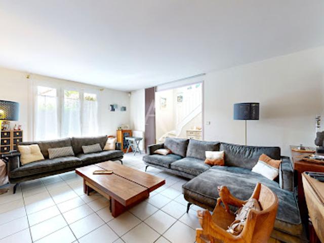 Vente Maison 7 pièces 180 m2 Vaureal