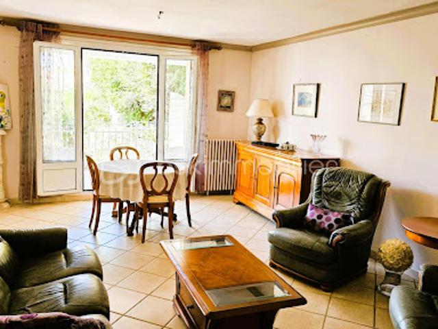 Vente Maison 7 pièces 160 m2 Vert le Grand