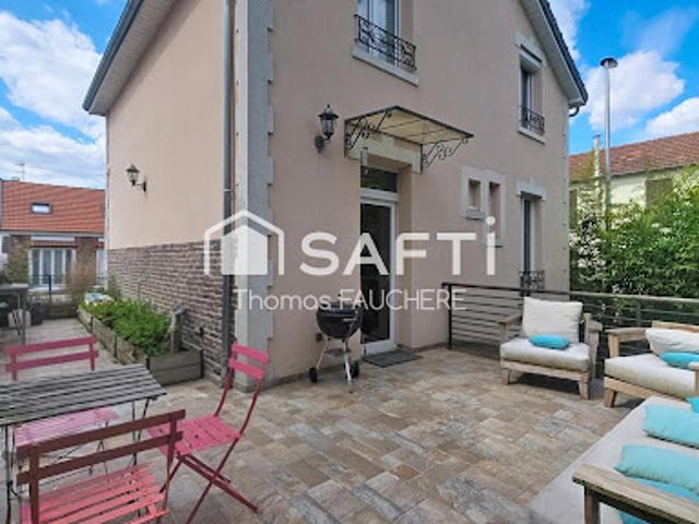 Vente Maison 7 pièces 160 m2 Villemomble