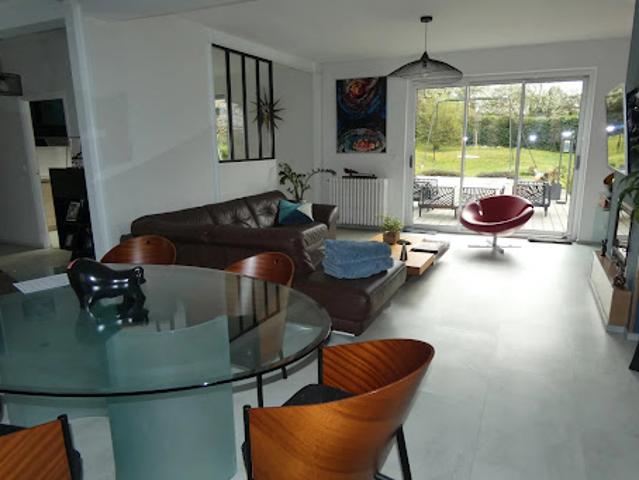 Vente Maison 7 pièces 161 m2 Montceau les Mines