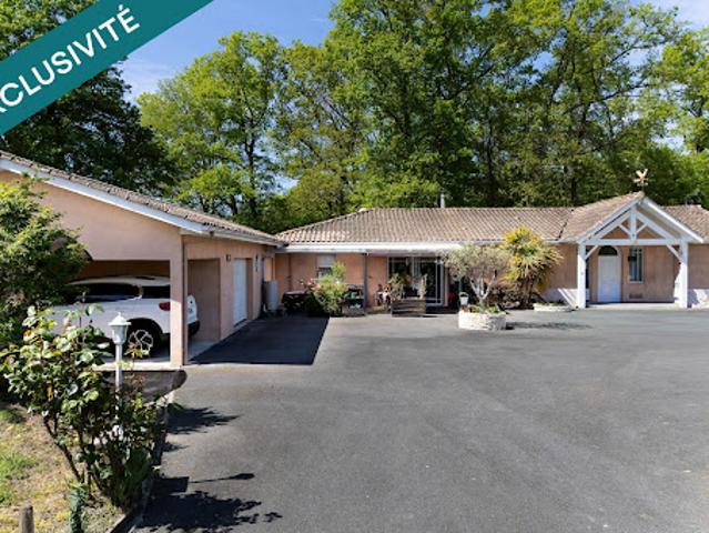 Vente Maison 7 pièces 161 m2 Carsac de Gurson