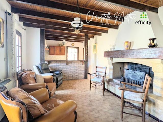 Vente Maison 7 pièces 161 m2 Saint Martin de Crau